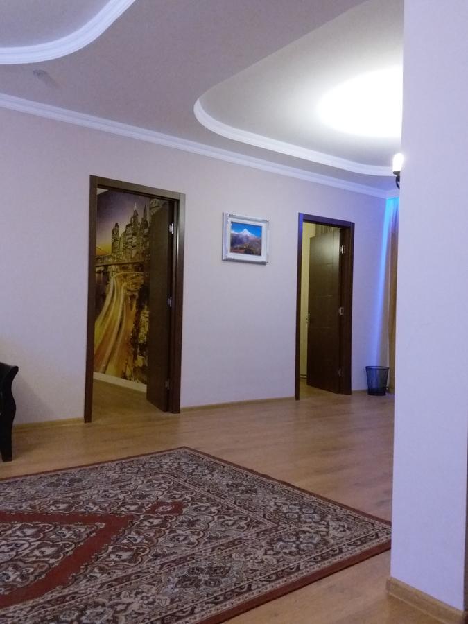 Guest House Sandro Stepantsminda Exterior photo