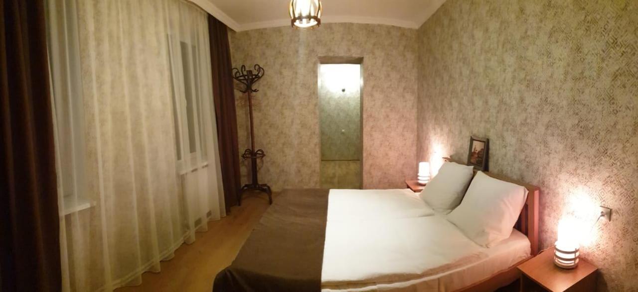 Guest House Sandro Stepantsminda Exterior photo